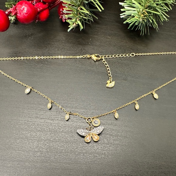 Gold Swarovski Butterfly - Picture 3 of 5